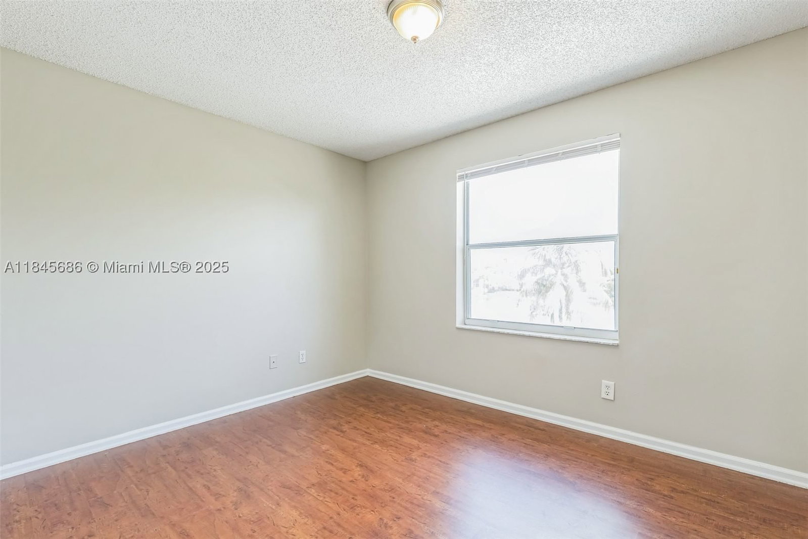 Real estate property located at 18091 22nd St, Broward, Silver Lakes Phase Iii, Miramar, FL