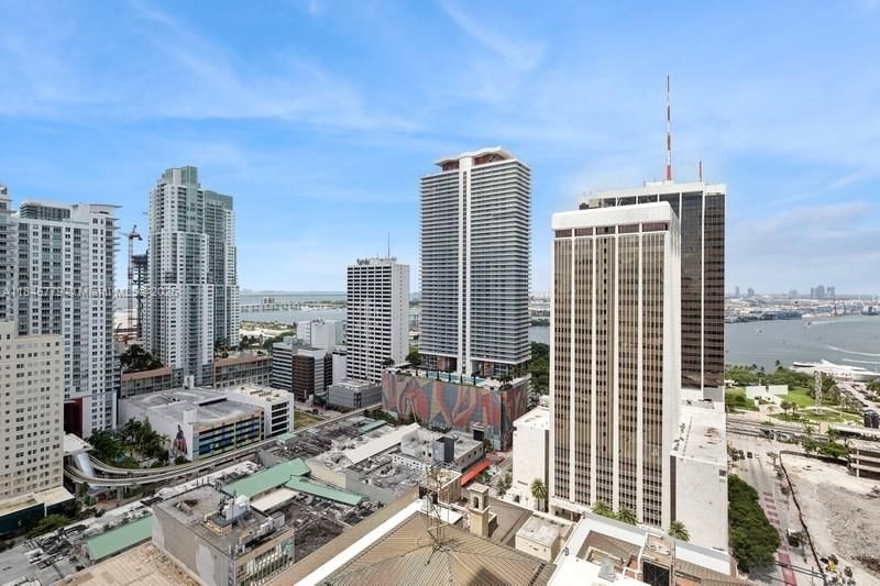 Real estate property located at 151 1st St #2601, Miami-dade, Centro Condo, Miami, FL