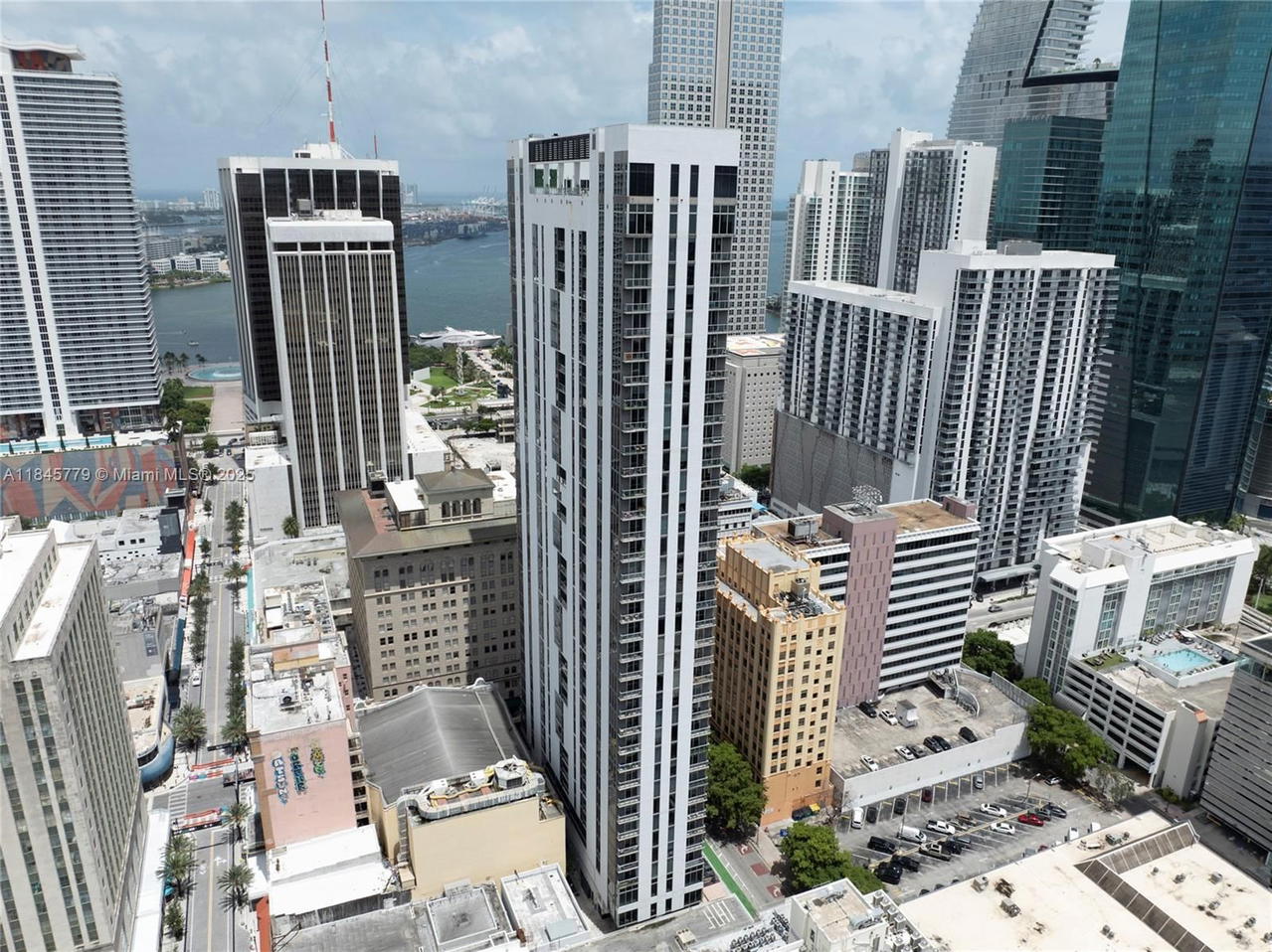 Real estate property located at 151 1st St #2601, Miami-dade, Centro Condo, Miami, FL