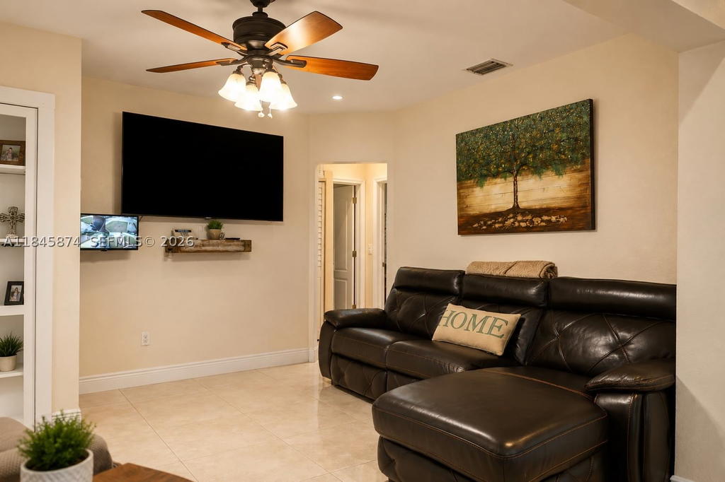 Real estate property located at 117 34th St, Miami-dade, Bradley Heights, Hialeah, FL