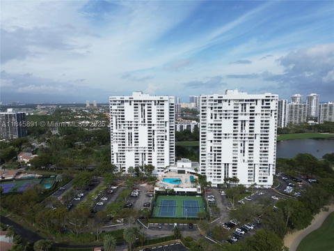 Real estate property located at 20225 34th Ct #818, Miami-dade, Delvista Towers Condo Tow, Aventura, FL