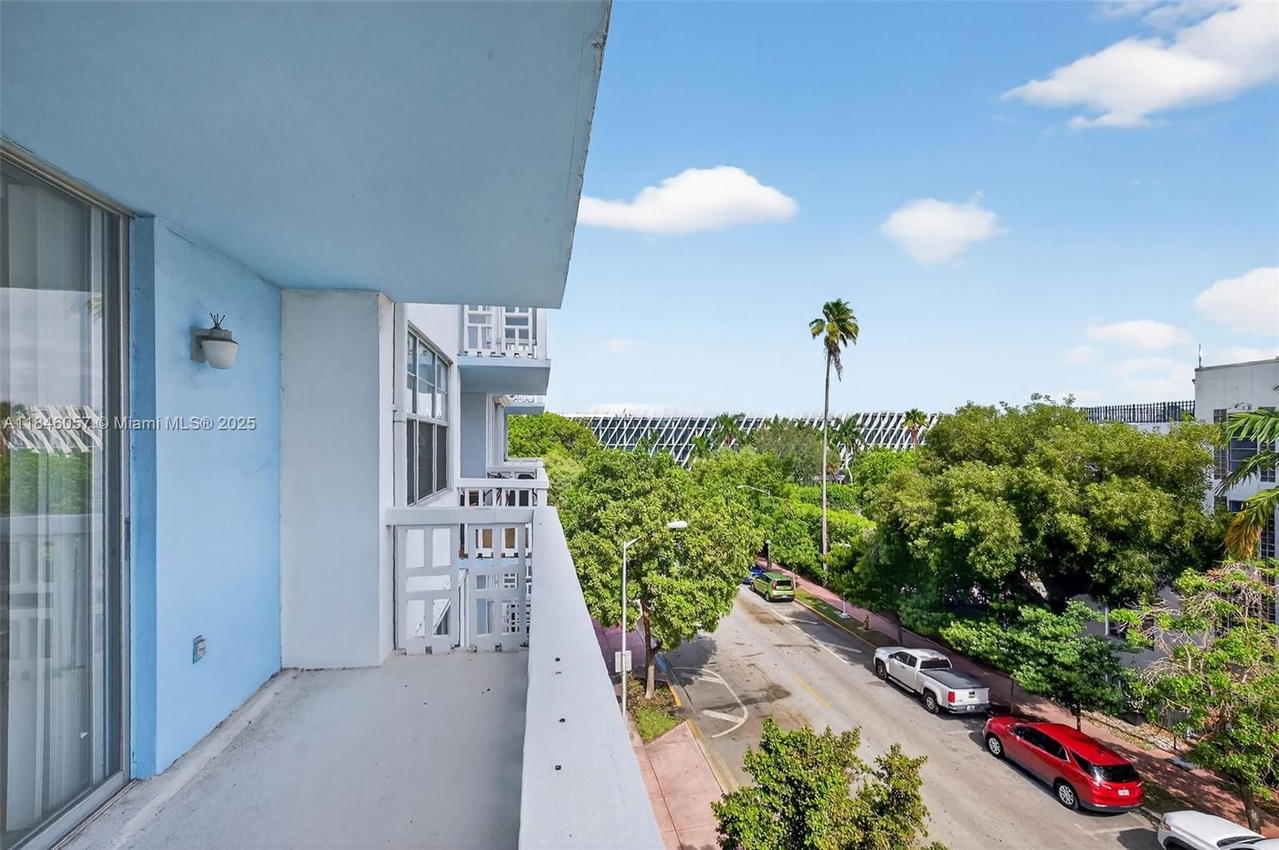 Real estate property located at 1776 James Ave #4E, Miami-dade, Sea Beach Towers Condo, Miami Beach, FL