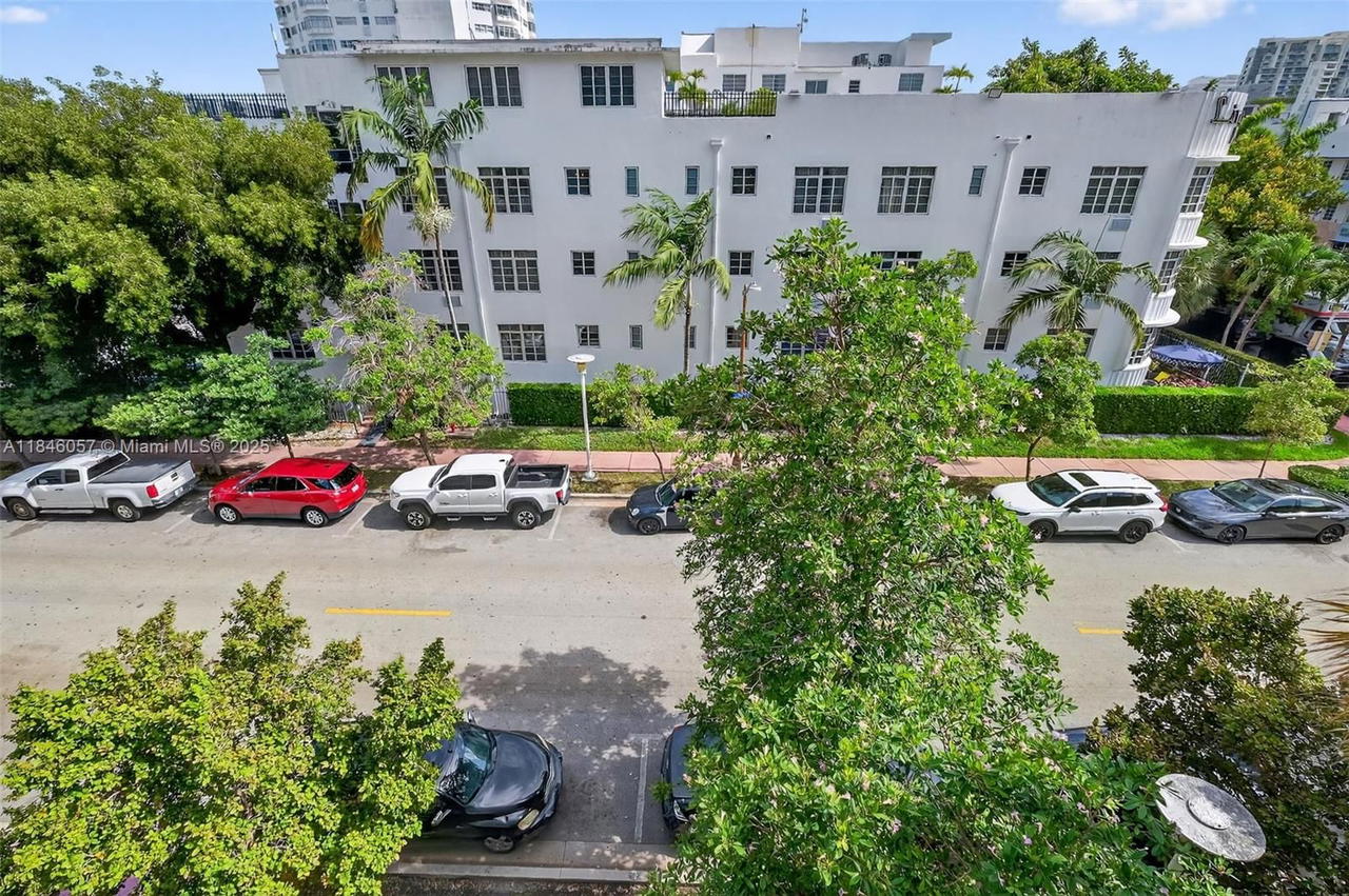 Real estate property located at 1776 James Ave #4E, Miami-dade, Sea Beach Towers Condo, Miami Beach, FL