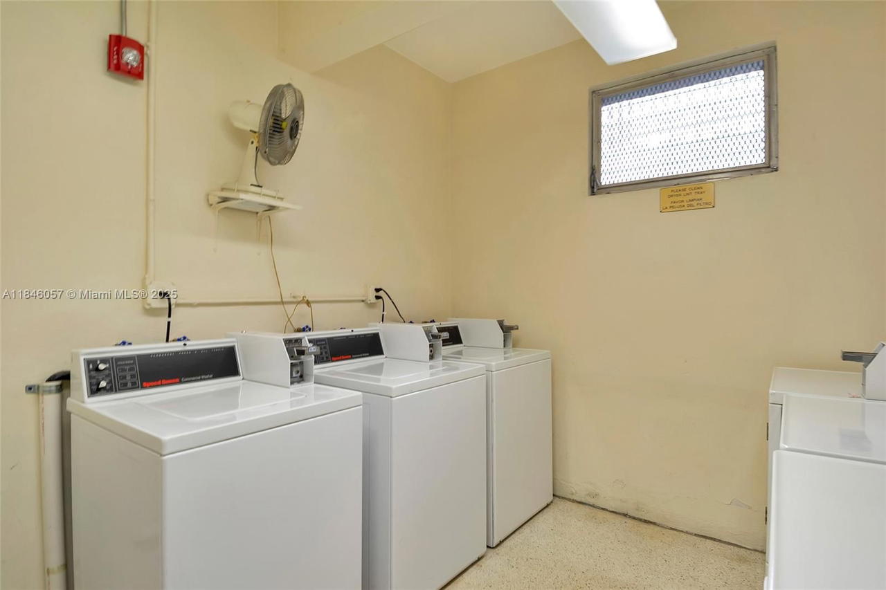 Real estate property located at 1776 James Ave #4E, Miami-dade, Sea Beach Towers Condo, Miami Beach, FL