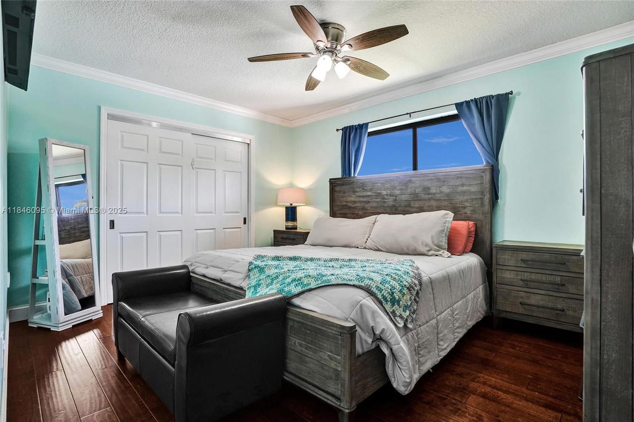 Real estate property located at 11841 41st St, Broward, Sunrise Golf Village, Sunrise, FL