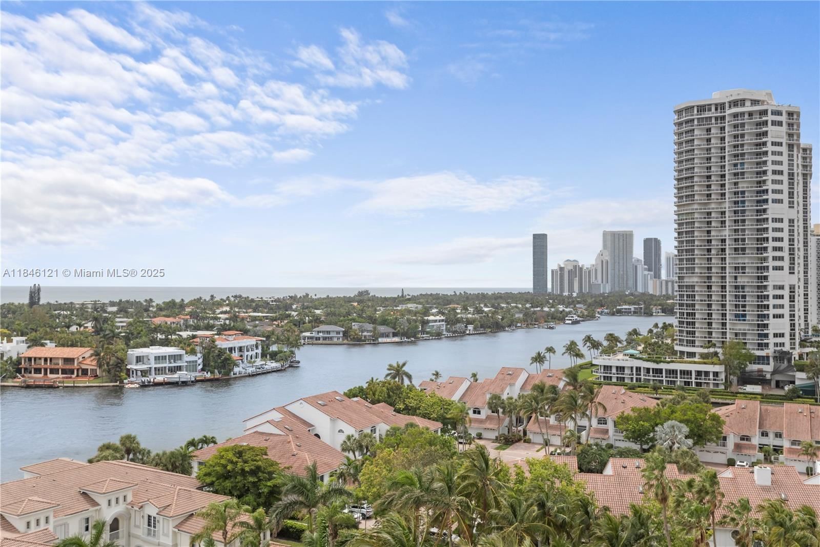 Real estate property located at 21050 Point Pl #1103, Miami-dade, Atlantic Iii At The Point, Aventura, FL