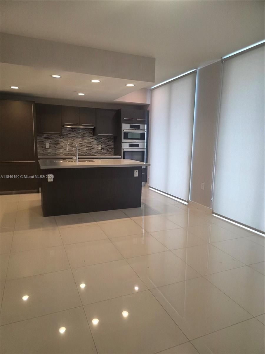 Real estate property located at 7875 107 AVE #412, Miami-dade, Midtown Doral Condo 4, Doral, FL