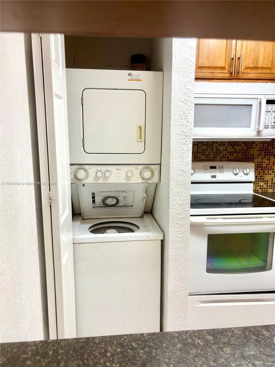 Real estate property located at 15675 74th Circle Dr #14, Miami-dade, The Fountains Ii Condo, Miami, FL