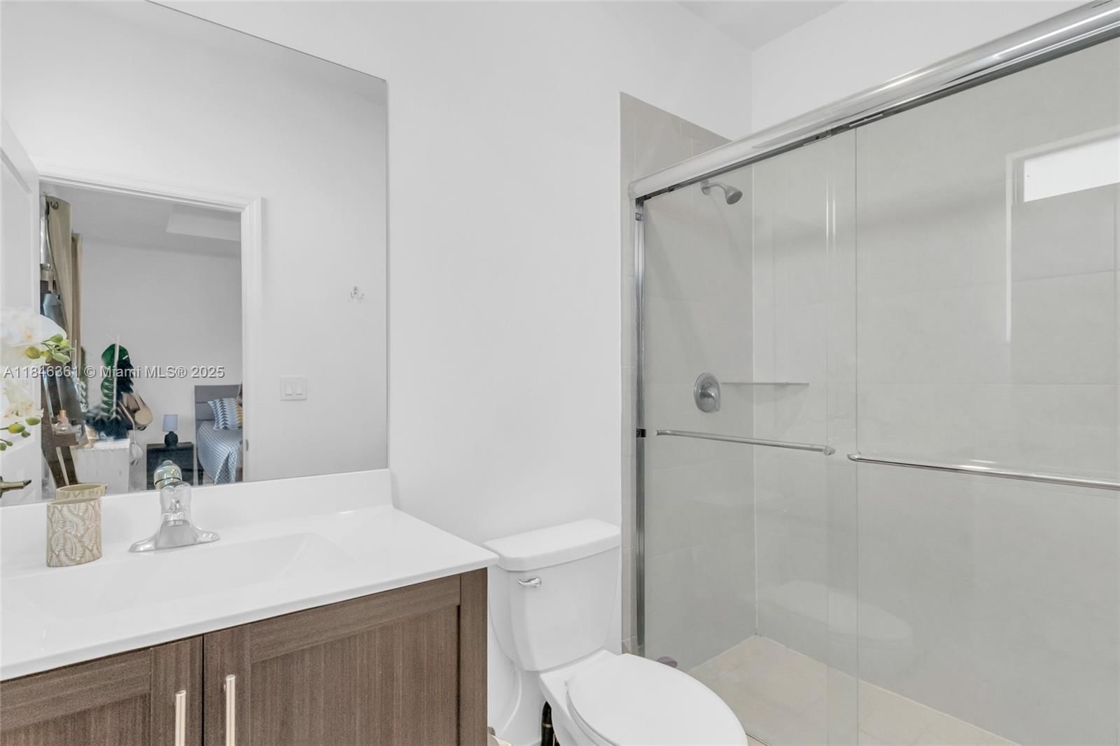 Real estate property located at 10104 228th Ter, Miami-dade, Enclave South Phase 2, Miami, FL