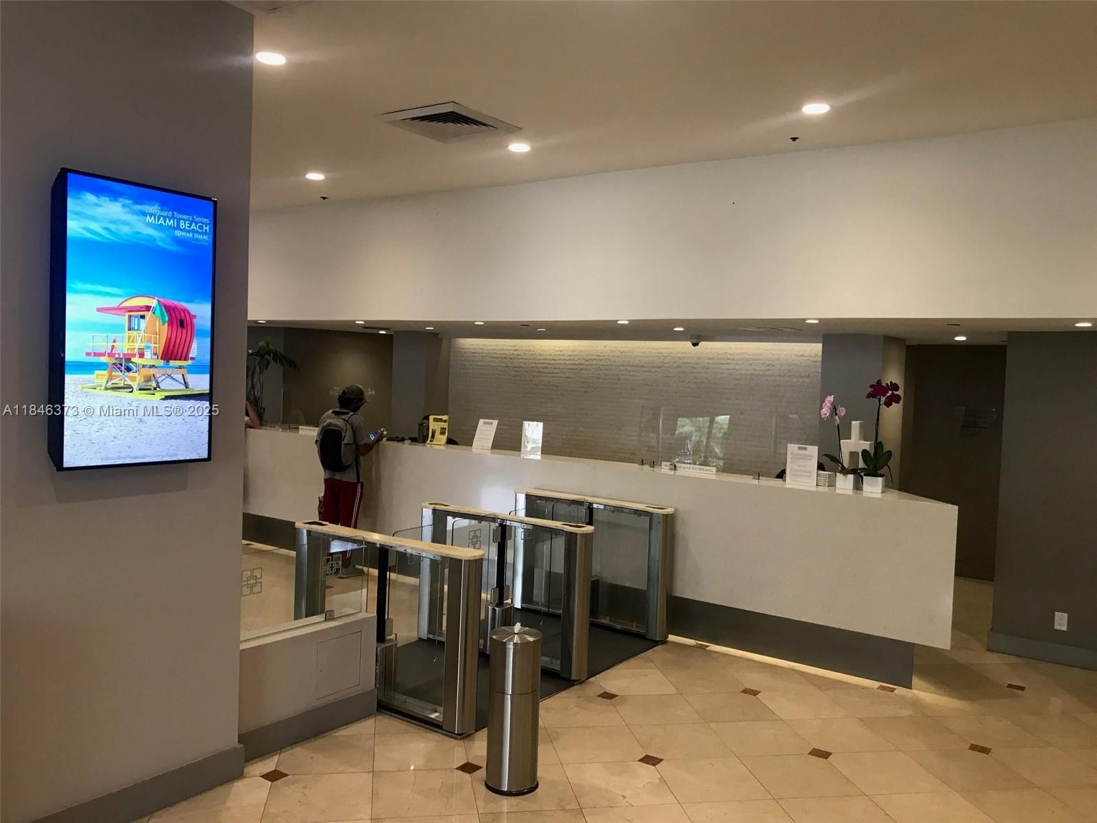 Real estate property located at 100 Lincoln Rd #1226, Miami-dade, The Decoplage Condo, Miami Beach, FL