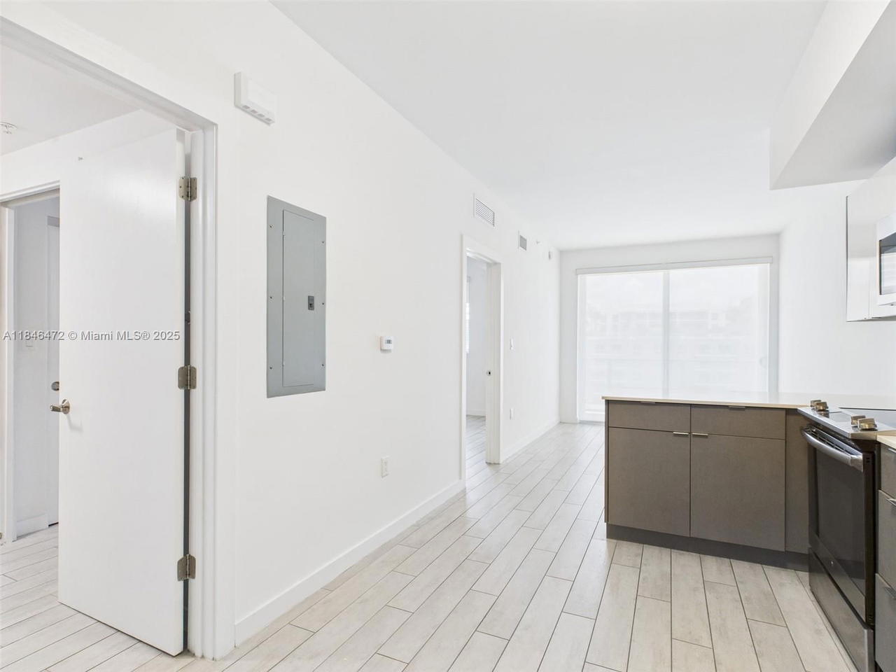 Real estate property located at 321 26th St #605, Miami-dade, 26 Edgewater Condo, Miami, FL