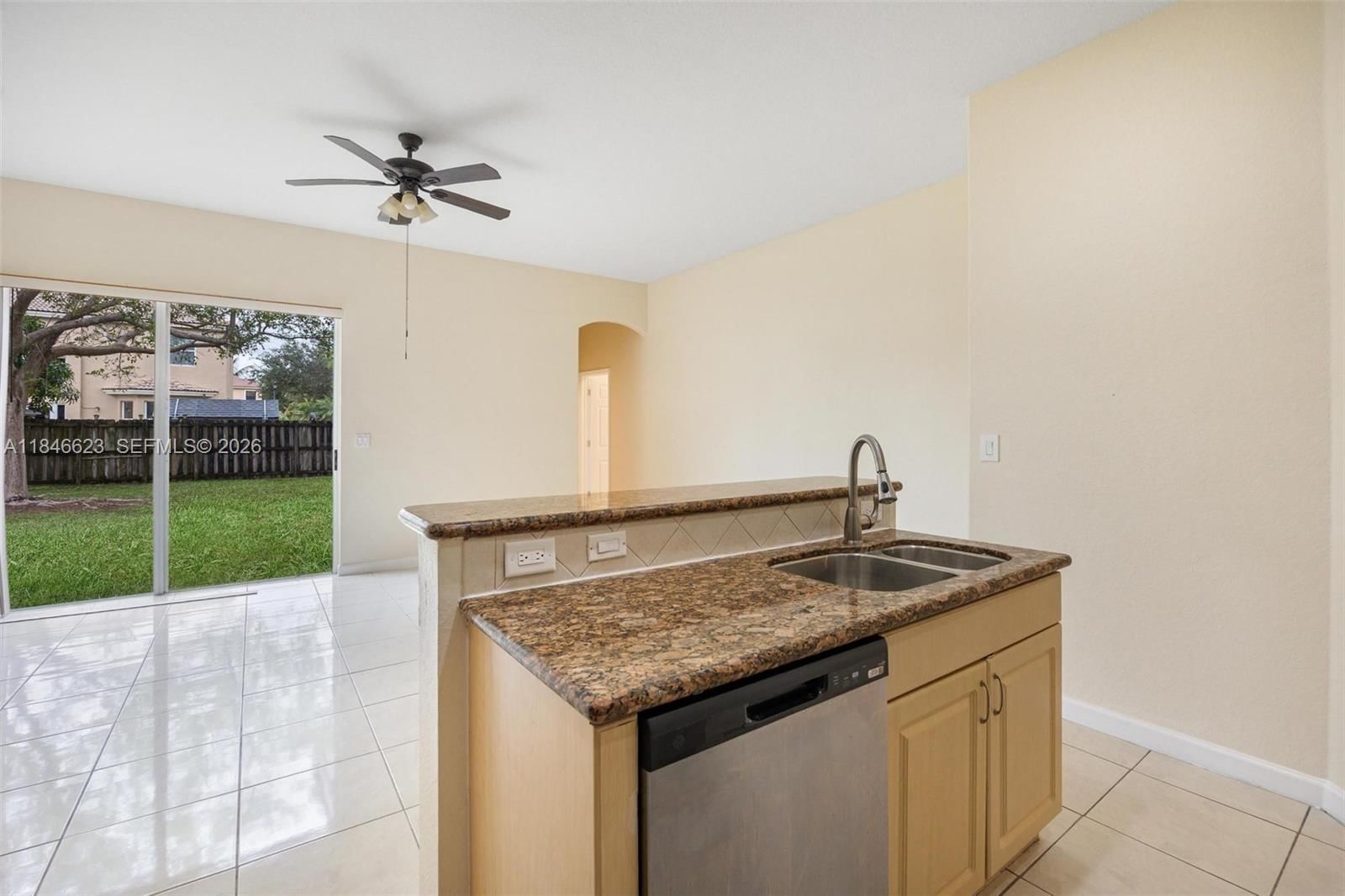 Real estate property located at 1780 19th Ter, Miami-dade, Shores At Keys Gate, Homestead, FL
