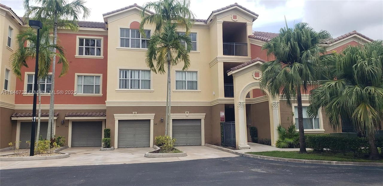 Real estate property located at 4602 160th Ave #525, Broward, El-ad Villaggio Condo Bld, Miramar, FL