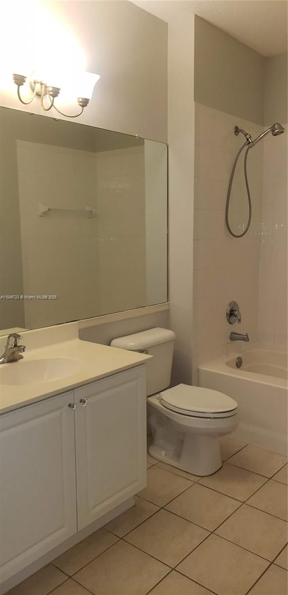 Real estate property located at 4602 160th Ave #525, Broward, El-ad Villaggio Condo Bld, Miramar, FL