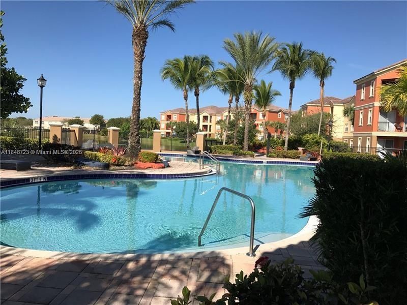 Real estate property located at 4602 160th Ave #525, Broward, El-ad Villaggio Condo Bld, Miramar, FL