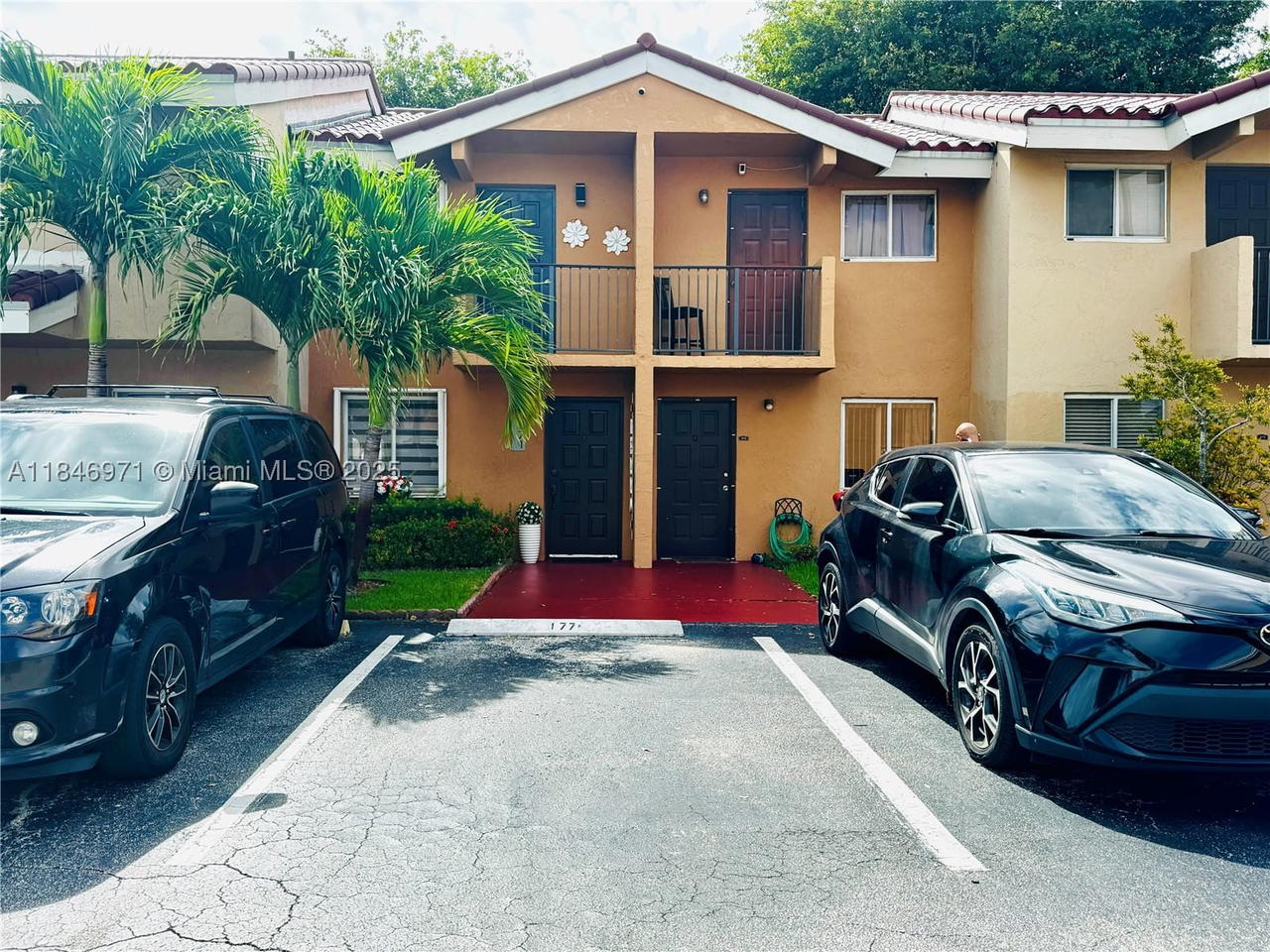 Real estate property located at 541 82nd Ct #371, Miami-dade, Mira Villas Condo, Miami, FL