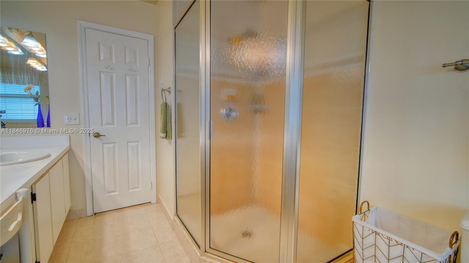 Real estate property located at 810 Greenbriar Ave, Broward, Shenandoah Section Four, Davie, FL