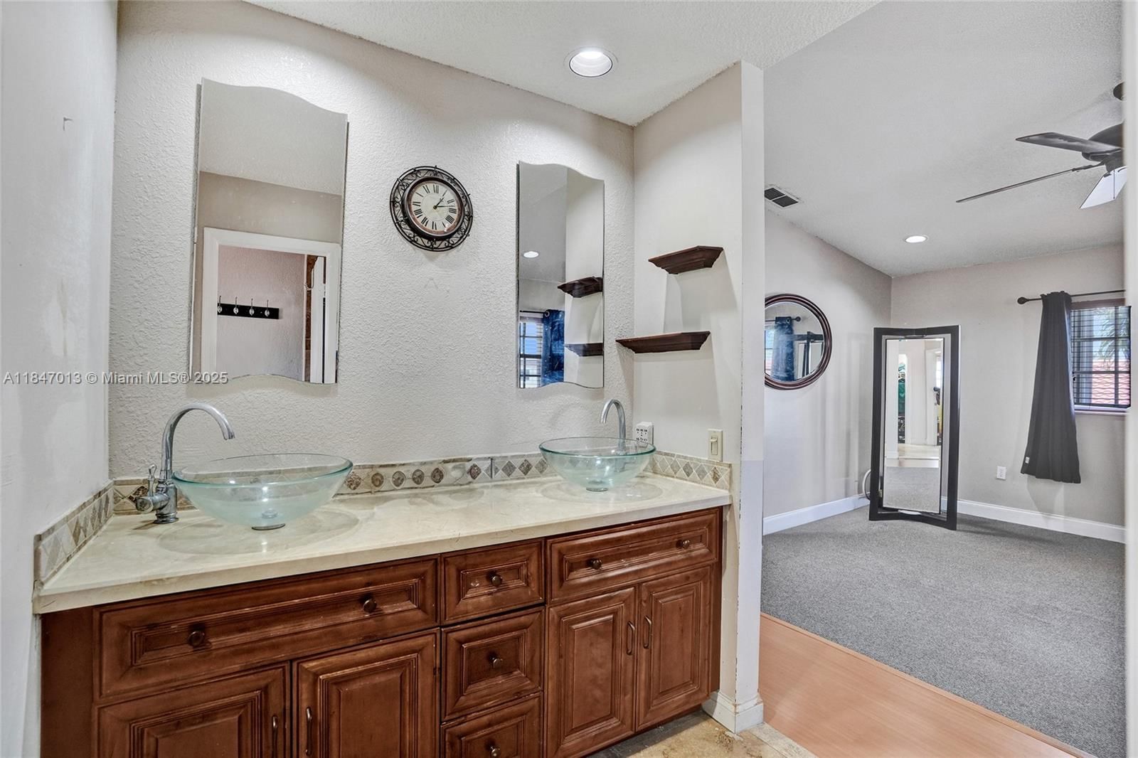 Real estate property located at 7682 157th Ct, Miami-dade, Adrian Homes At Lago Mar, Miami, FL