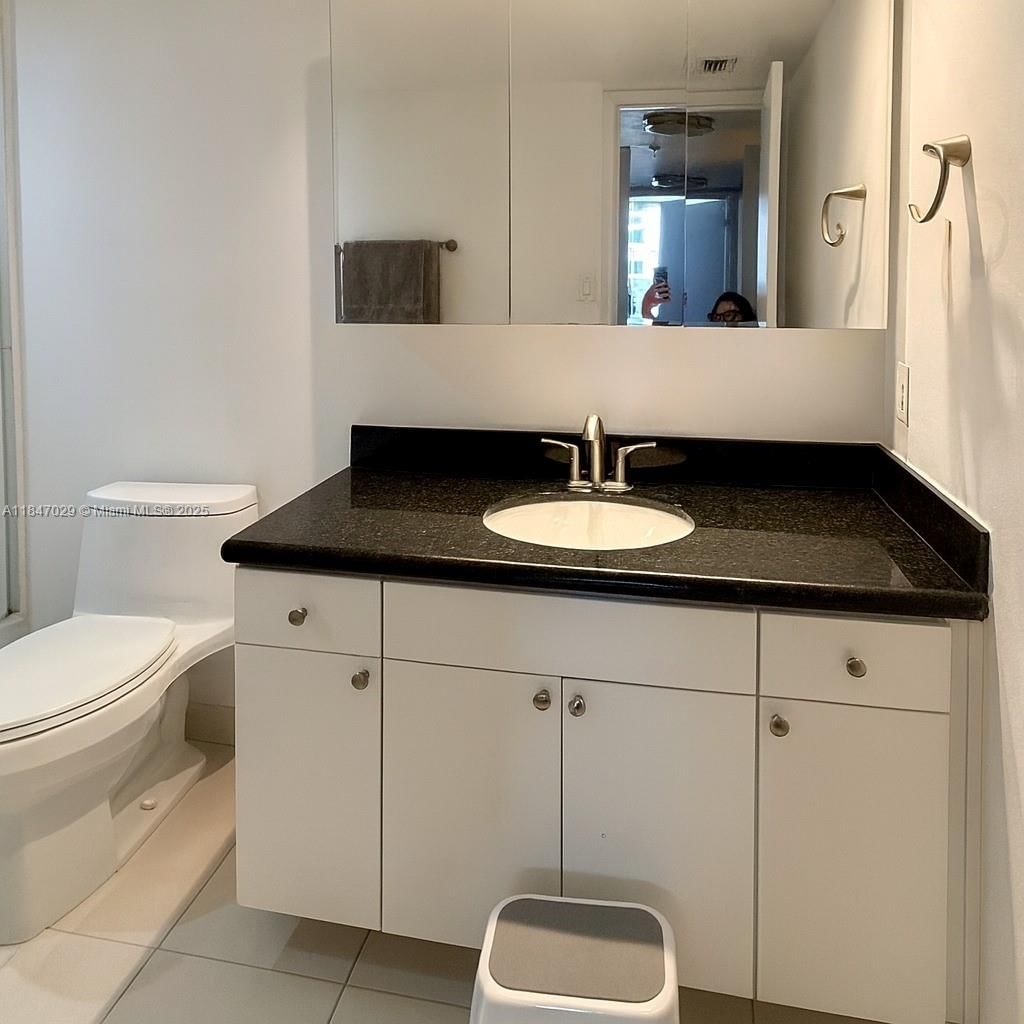 Real estate property located at 2401 Collins Ave #1209, Miami-dade, The Riviera Condo, Miami Beach, FL