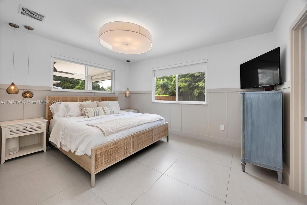Real estate property located at 6350 27th St, Miami-dade, Coral Villas Rev, Miami, FL
