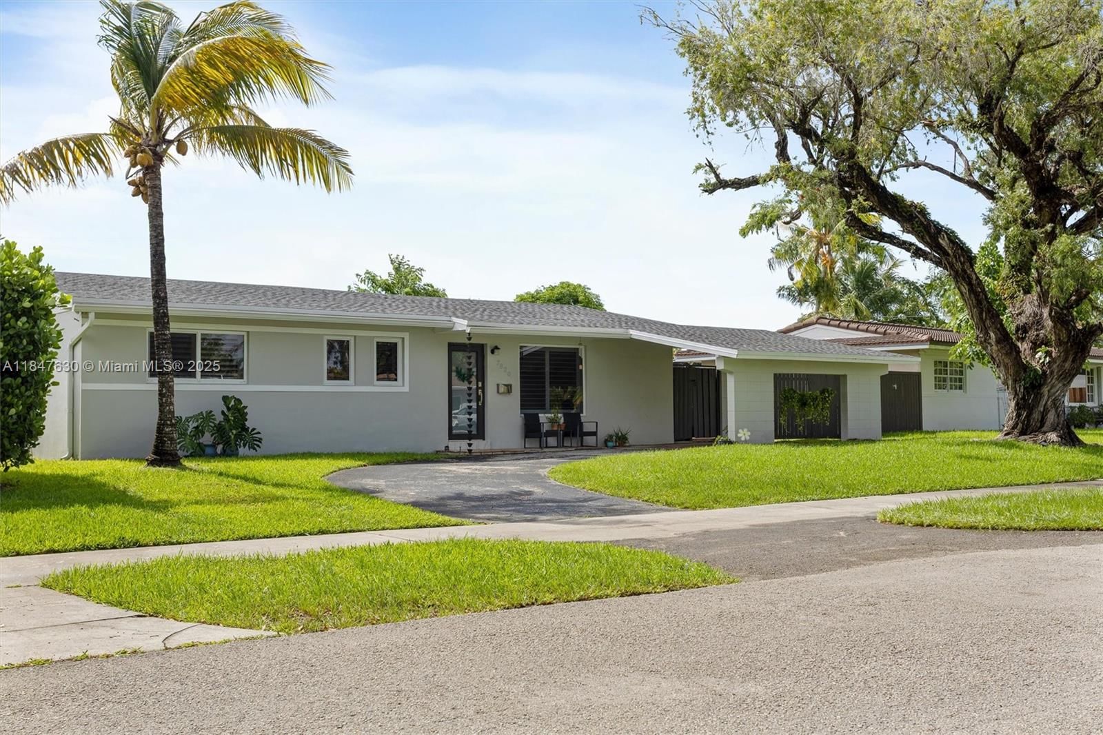 Real estate property located at 7820 97th Pl, Miami-dade, Heftler Homes Sunset Park, Miami, FL
