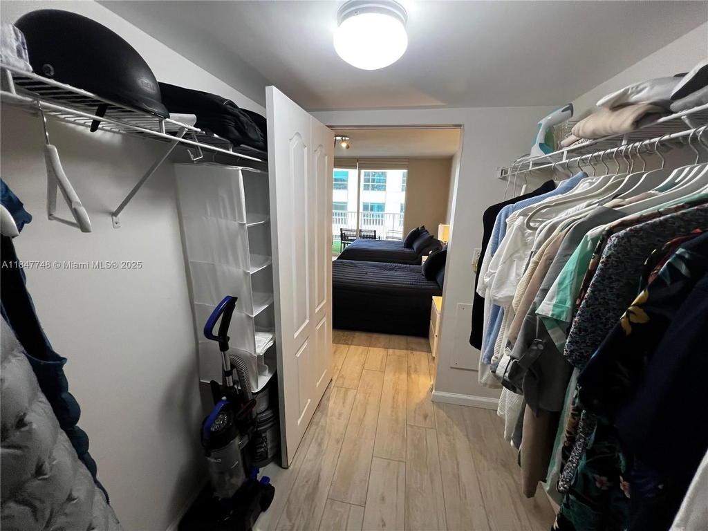 Real estate property located at 1200 Brickell Bay Dr #3414, Miami-dade, The Club At Brickell Bay, Miami, FL
