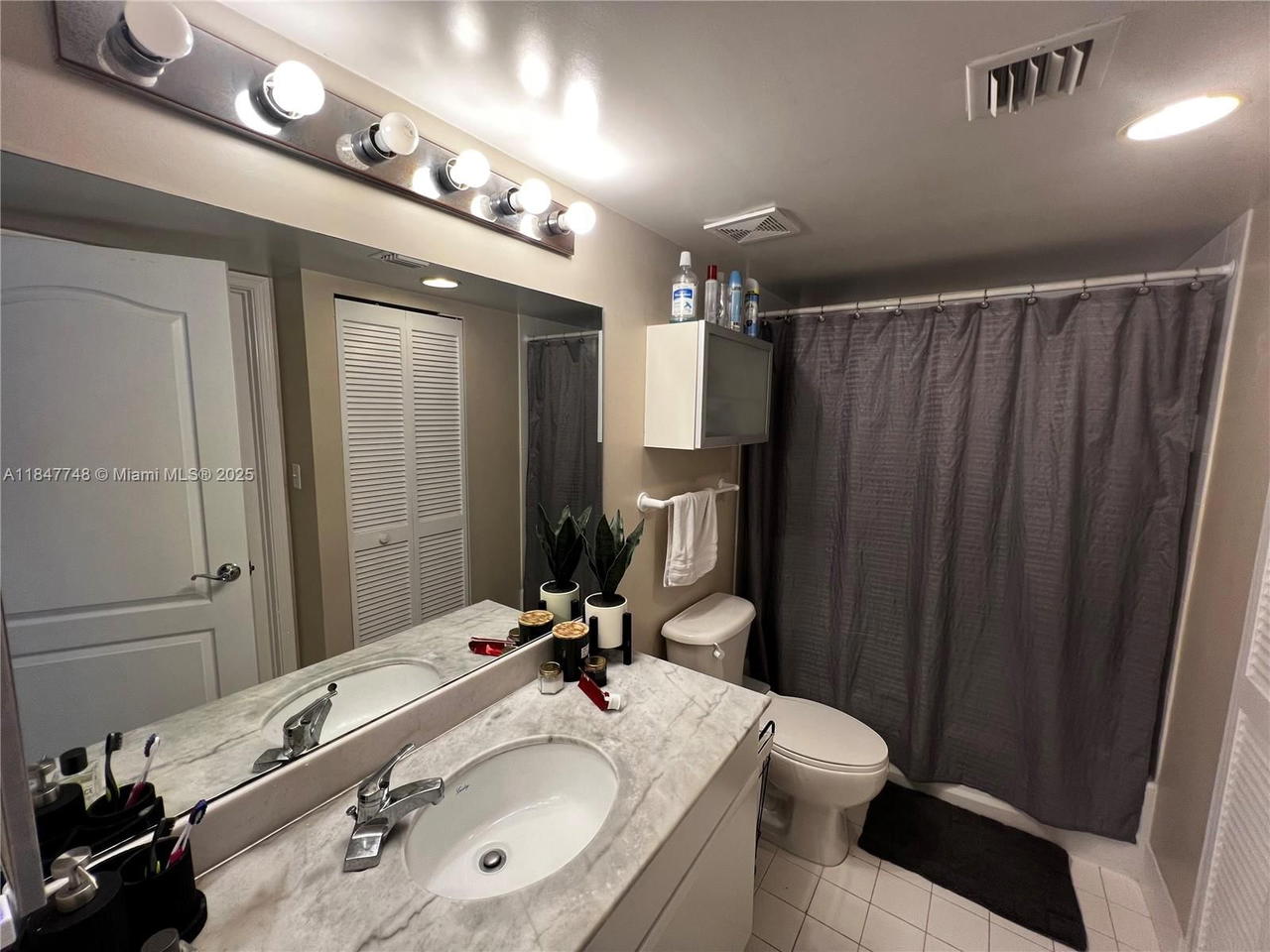 Real estate property located at 1200 Brickell Bay Dr #3414, Miami-dade, The Club At Brickell Bay, Miami, FL