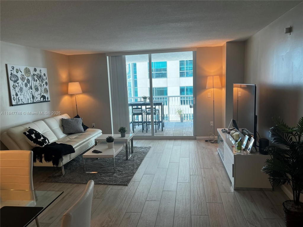Real estate property located at 1200 Brickell Bay Dr #3414, Miami-dade, The Club At Brickell Bay, Miami, FL