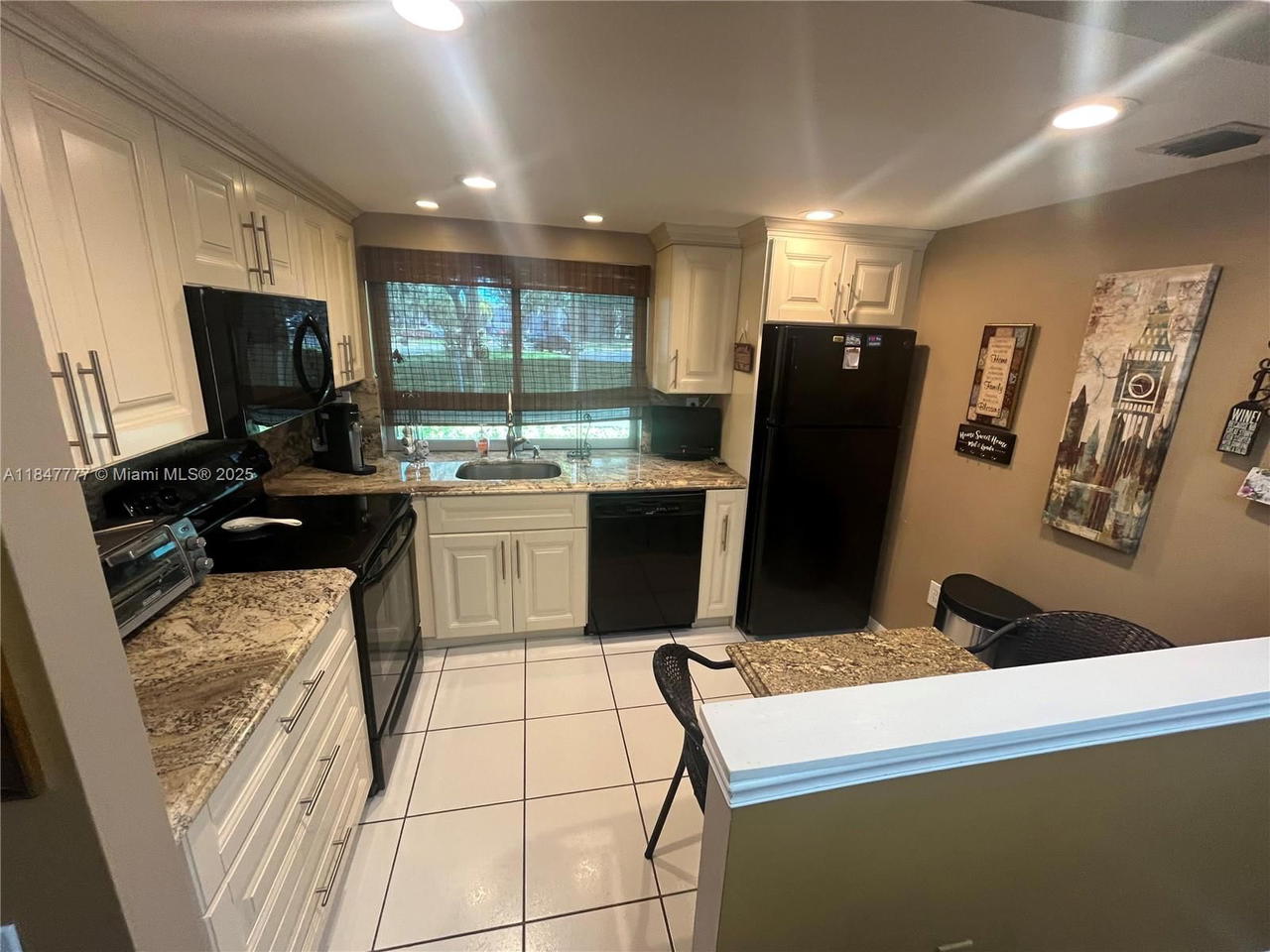 Real estate property located at 9351 Lime Bay Blvd #101, Broward, Lime Bay Condominium 7, Tamarac, FL