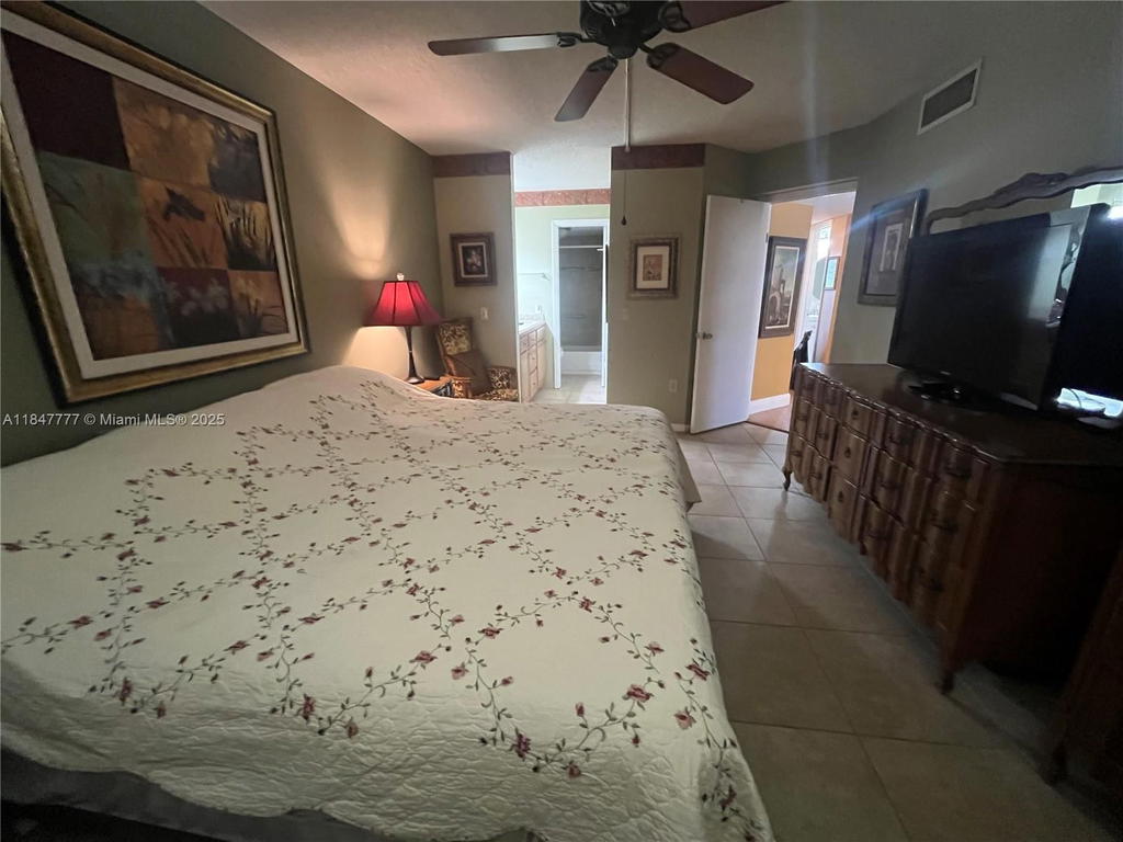 Real estate property located at 9351 Lime Bay Blvd #101, Broward, Lime Bay Condominium 7, Tamarac, FL