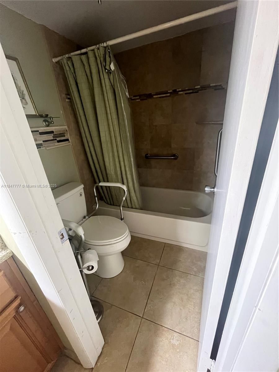 Real estate property located at 9351 Lime Bay Blvd #101, Broward, Lime Bay Condominium 7, Tamarac, FL