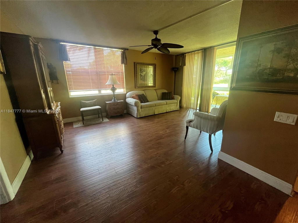 Real estate property located at 9351 Lime Bay Blvd #101, Broward, Lime Bay Condominium 7, Tamarac, FL