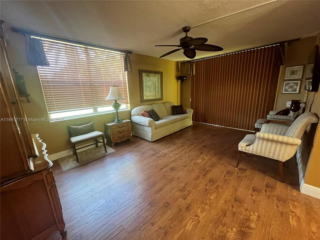 Real estate property located at 9351 Lime Bay Blvd #101, Broward, Lime Bay Condominium 7, Tamarac, FL