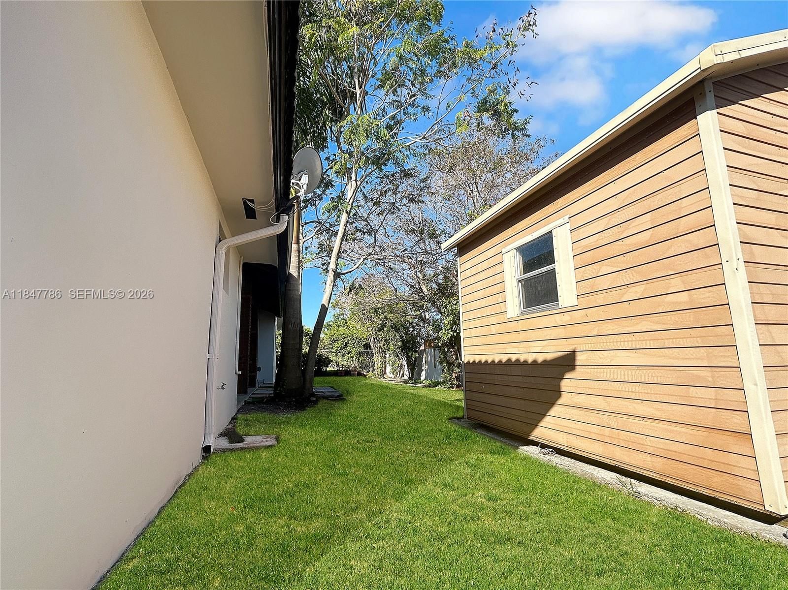 Real estate property located at 13925 26th Ter, Miami-dade, Marfe Sub, Miami, FL