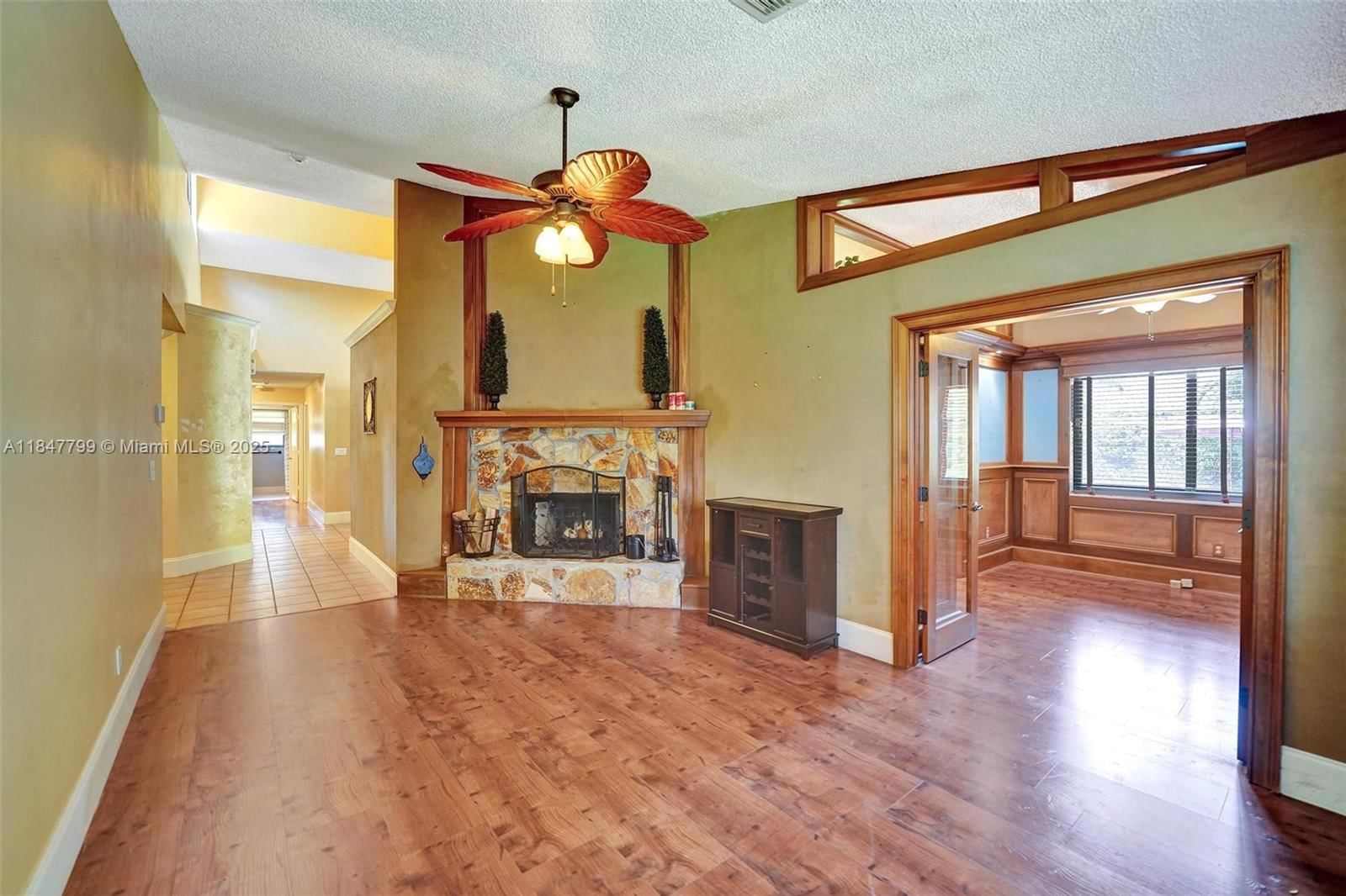 Real estate property located at 9682 Ridgecrest Ct, Broward, Forest Ridge Single Famil, Davie, FL