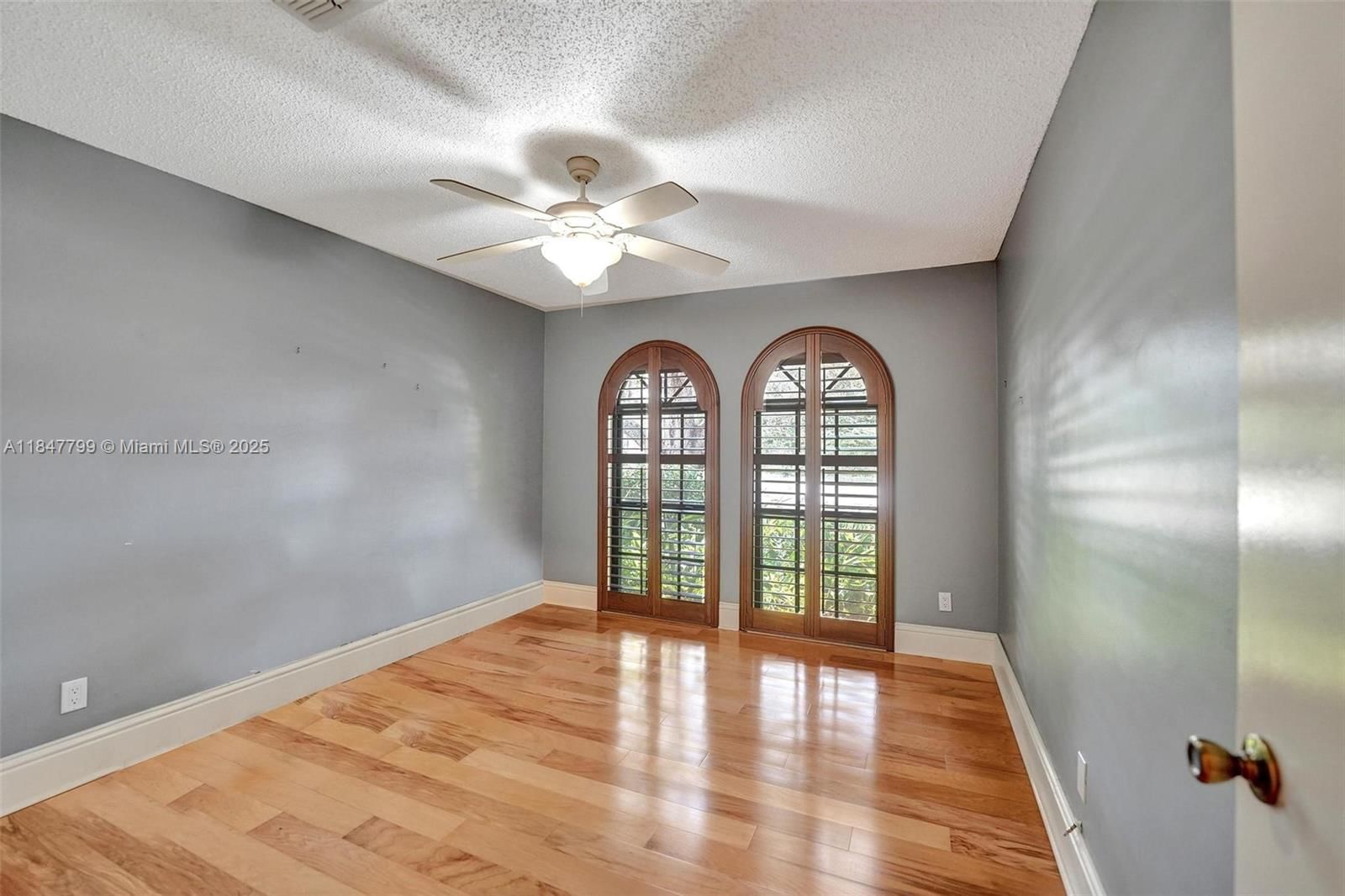 Real estate property located at 9682 Ridgecrest Ct, Broward, Forest Ridge Single Famil, Davie, FL