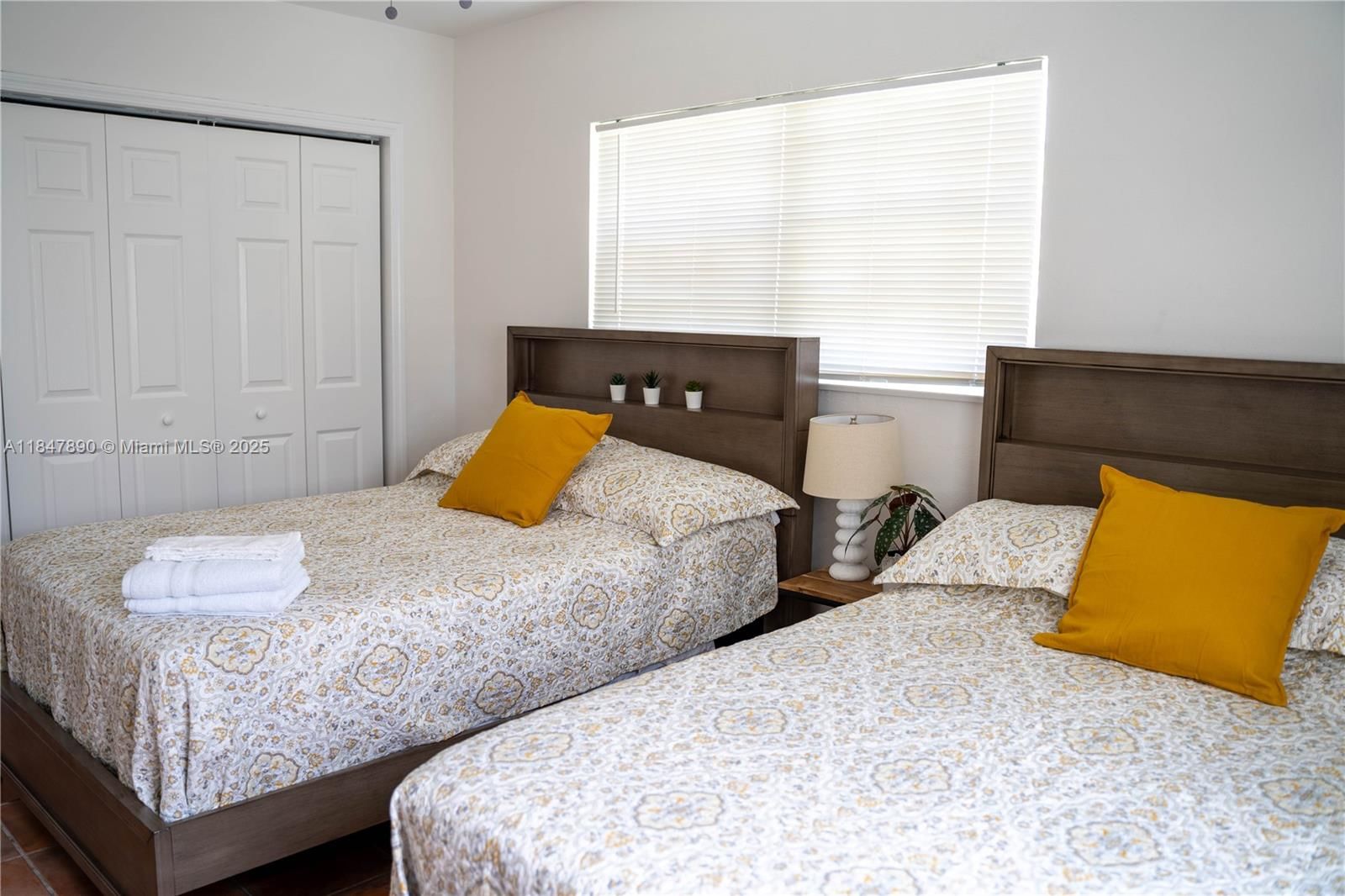 Real estate property located at 10120 Nicaragua Dr, Miami-dade, Cutler Ridge Sec 3, Cutler Bay, FL