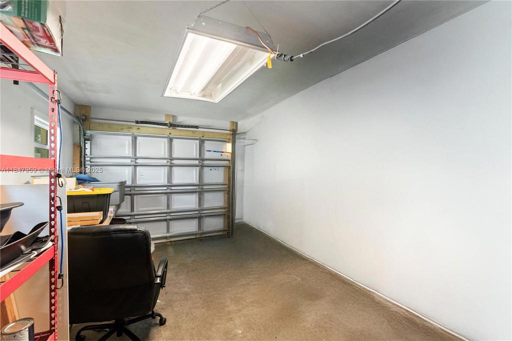 Real estate property located at 8560 16th St, Broward, Boulevard Heights Section, Pembroke Pines, FL