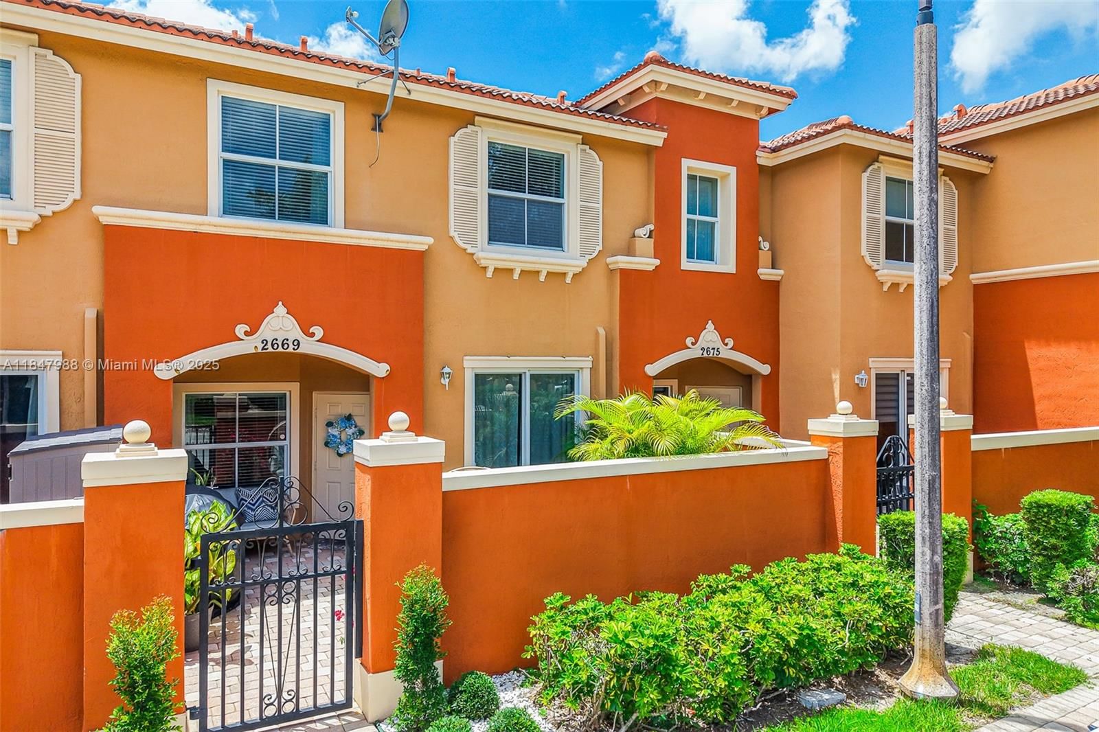 Real estate property located at 2669 121st Ter #705, Broward, Martinique No 2 Condo, Miramar, FL