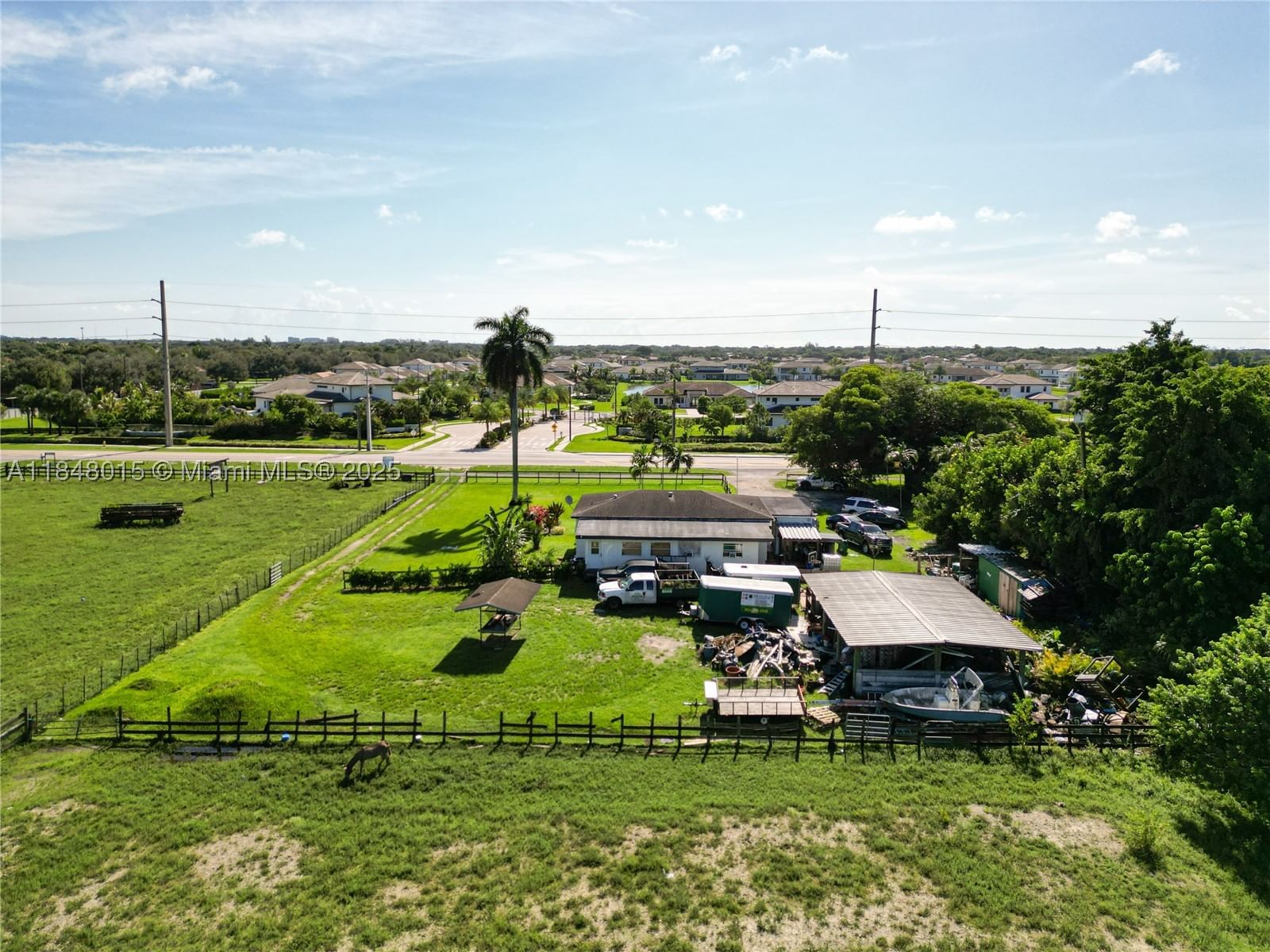 Real estate property located at 1921 112th Ave, Broward, Fla Fruit Lands Co Sub No, Davie, FL