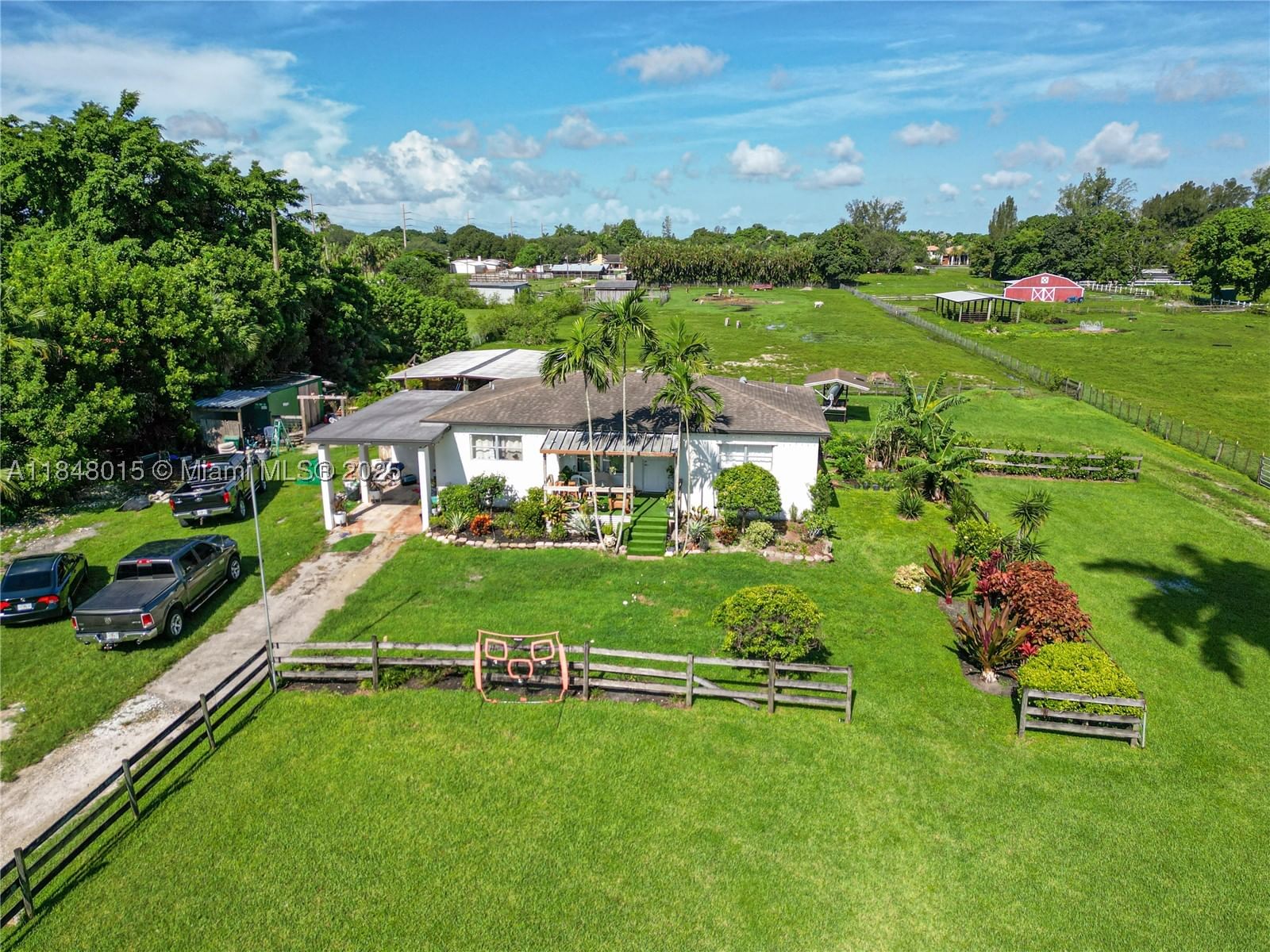 Real estate property located at 1921 112th Ave, Broward, Fla Fruit Lands Co Sub No, Davie, FL