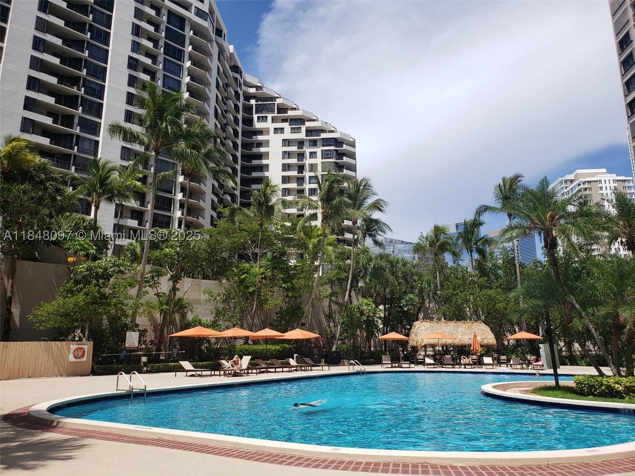 Real estate property located at 540 Brickell Key Dr #1524, Miami-dade, Brickell Key Ii Condo, Miami, FL