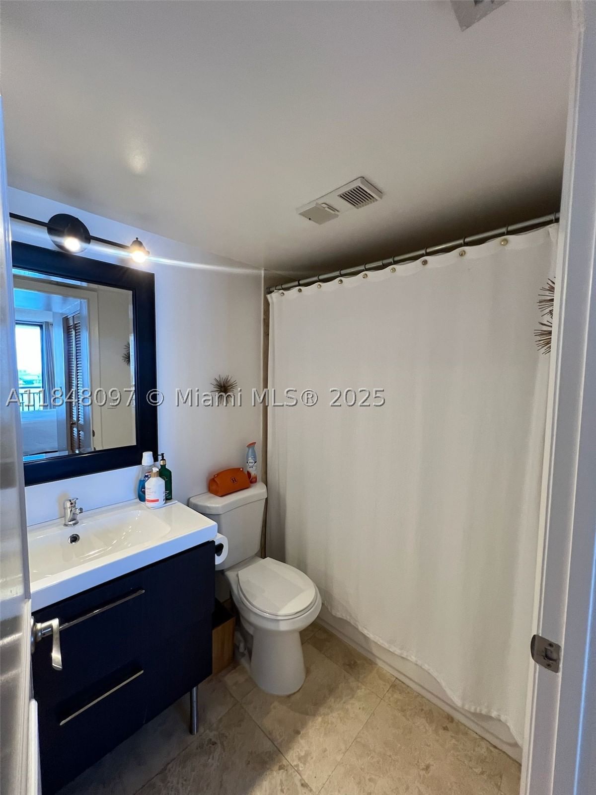 Real estate property located at 540 Brickell Key Dr #1524, Miami-dade, Brickell Key Ii Condo, Miami, FL