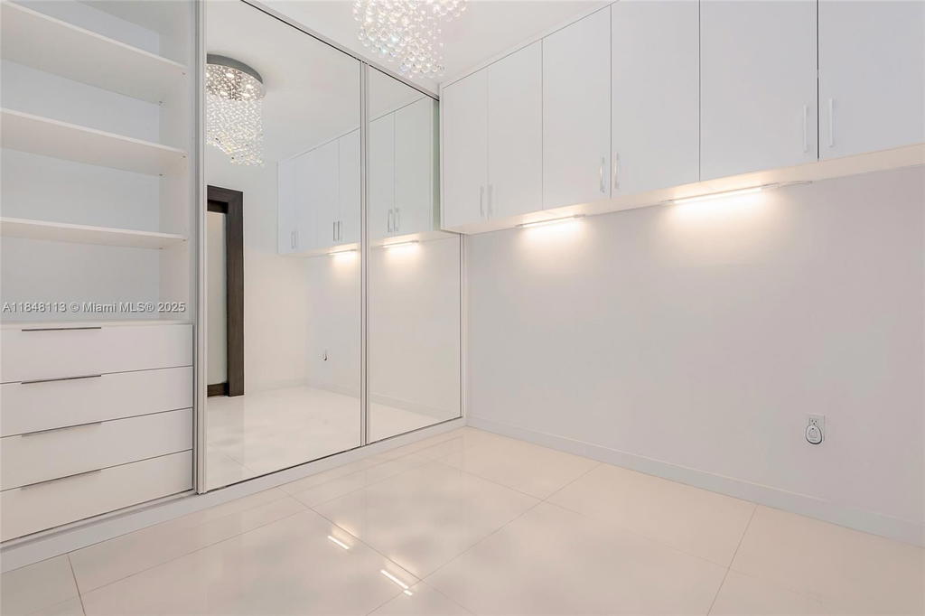 Real estate property located at 1850 Ocean Dr #2702, Broward, Beach Club Condo, Hallandale Beach, FL