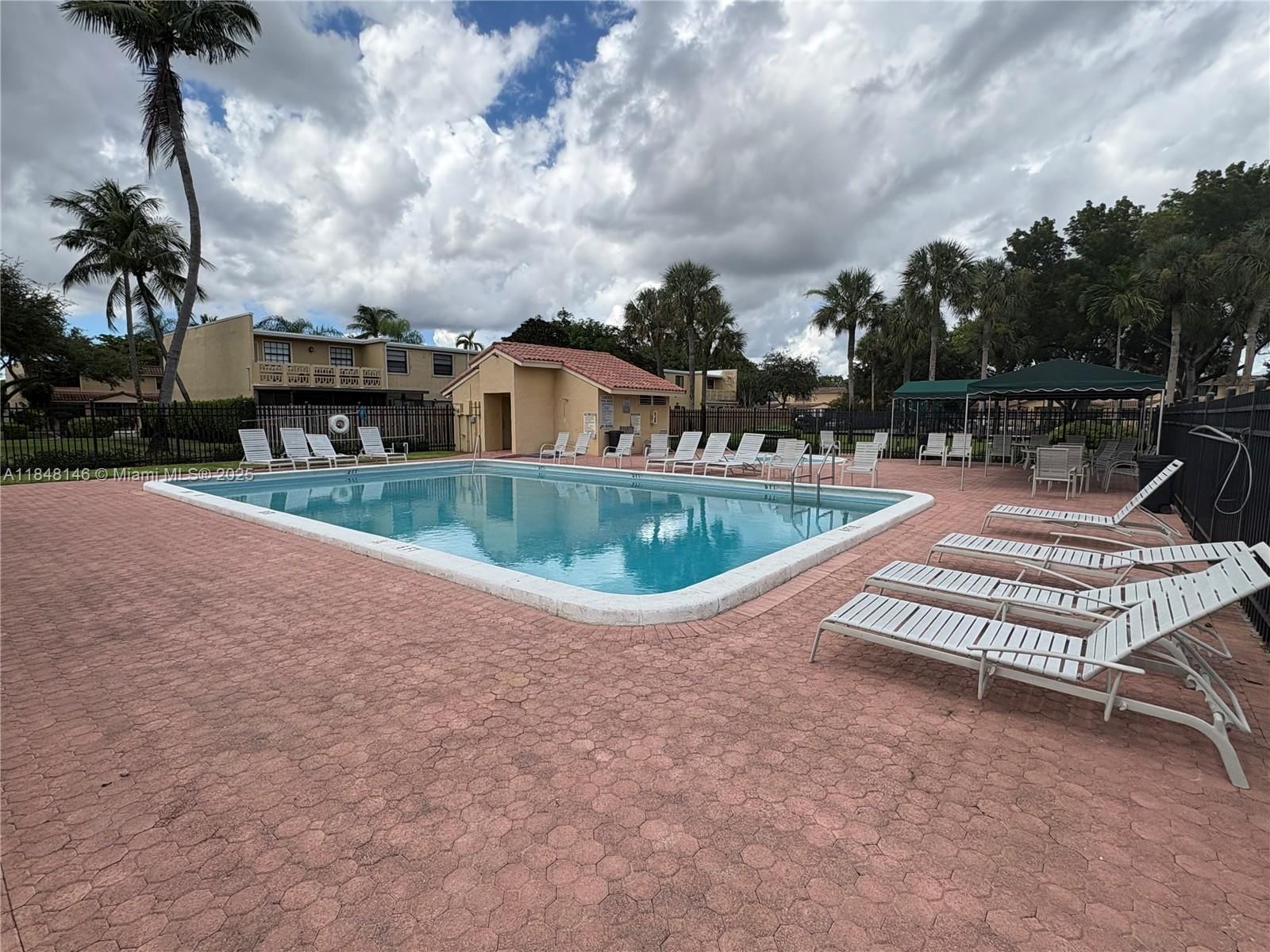 Real estate property located at 3961 94th Ave, Broward, Welleby Unit Six, Sunrise, FL