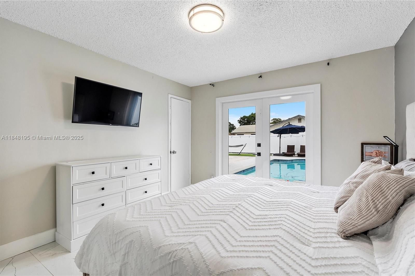 Real estate property located at 8231 46th Ct, Broward, City Of Lauderhill Sec 1, Lauderhill, FL