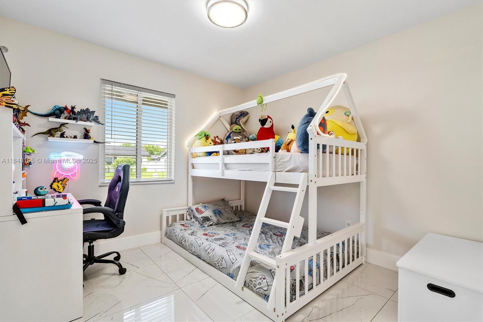 Real estate property located at 8231 46th Ct, Broward, City Of Lauderhill Sec 1, Lauderhill, FL