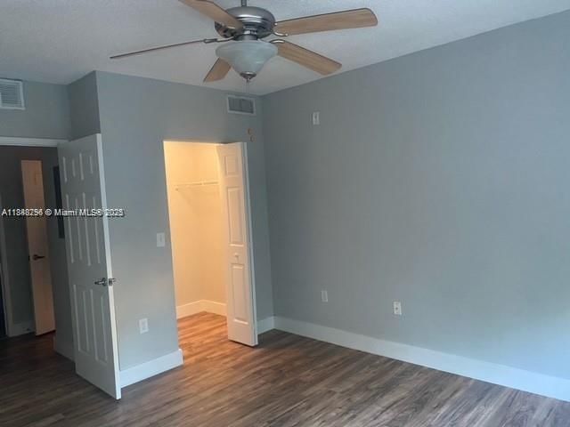 Real estate property located at 7930 Nob Hill #304, Broward, St Andrews, Tamarac, FL
