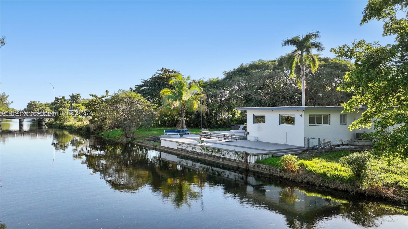 Real estate property located at 12599 2nd Ave, Miami-dade, Biscayne Park Ests Amd, North Miami, FL