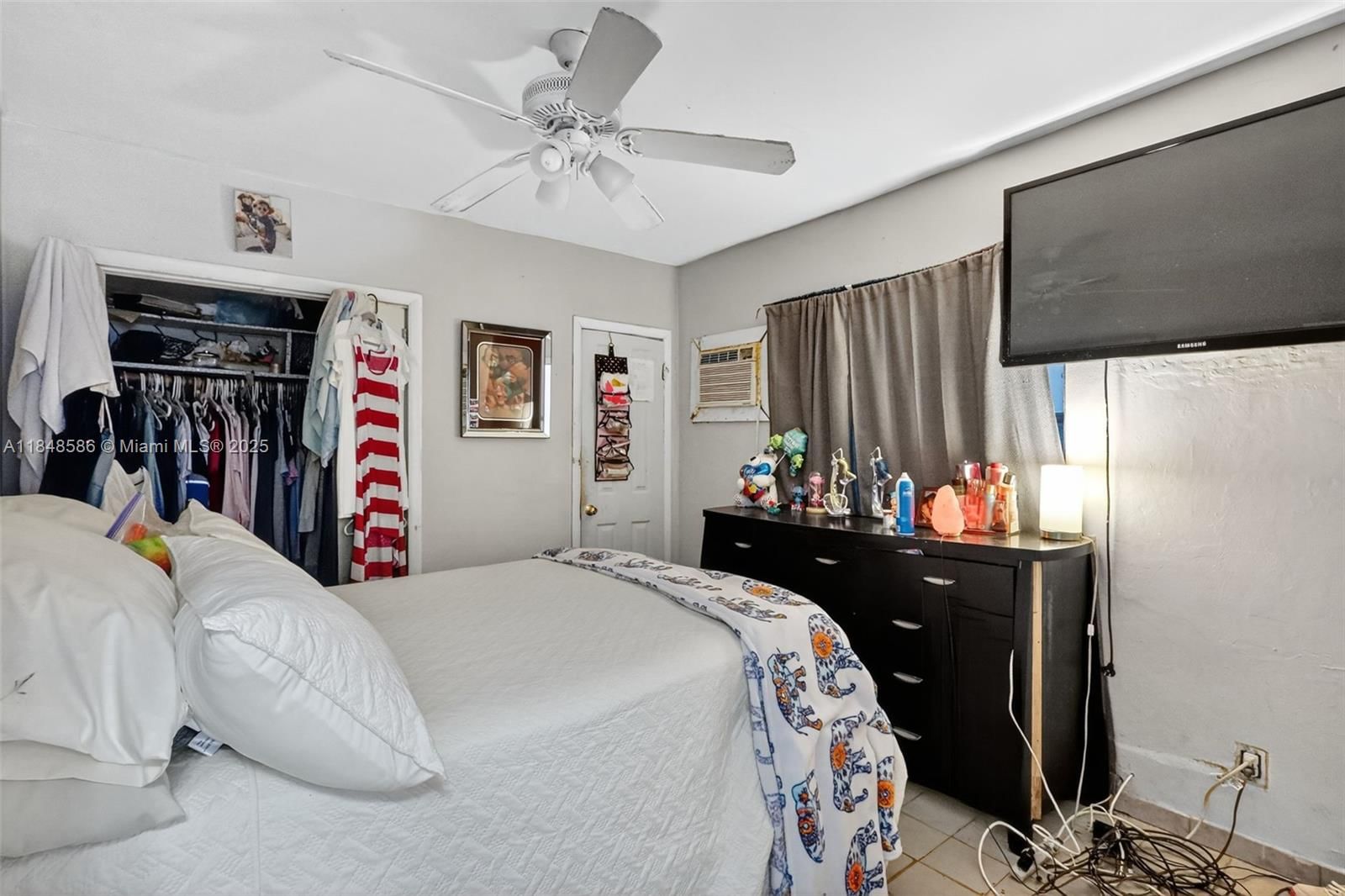 Real estate property located at 3581 2nd Ave, Miami-dade, 2nd Addn To Palm Estates, Hialeah, FL